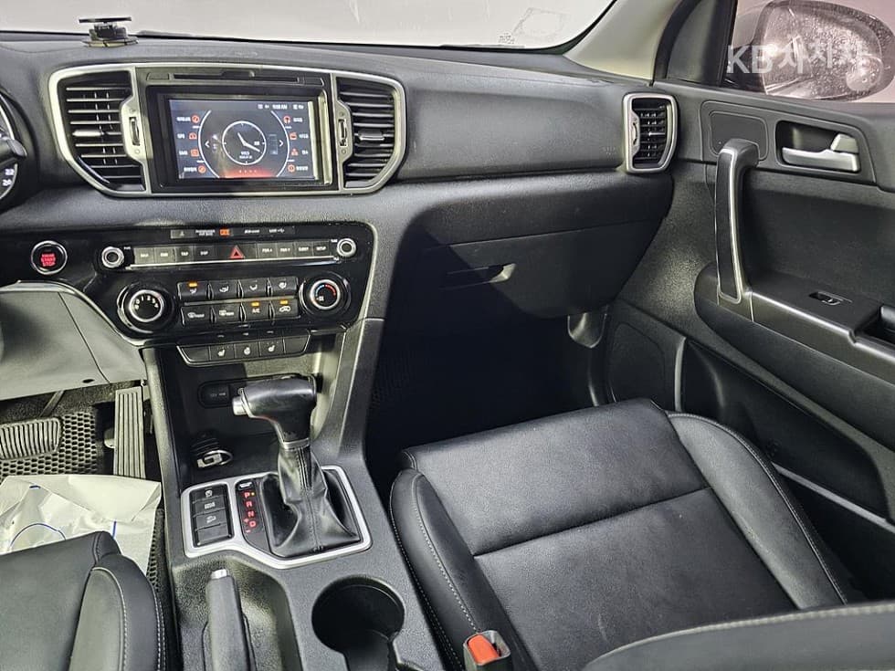 Kia Sportage 4th generationDiesel 1.7 2WD Noblesse - 10