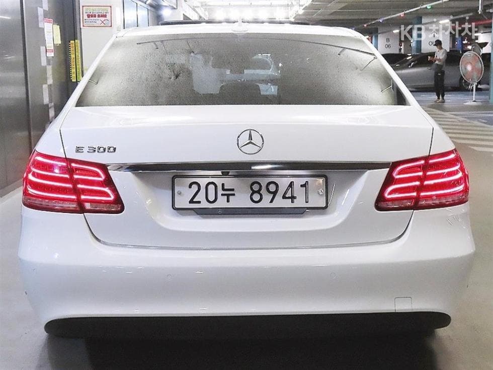 Mercedes-Benz Нов E-КласE300 엘레강스 W212 - 5