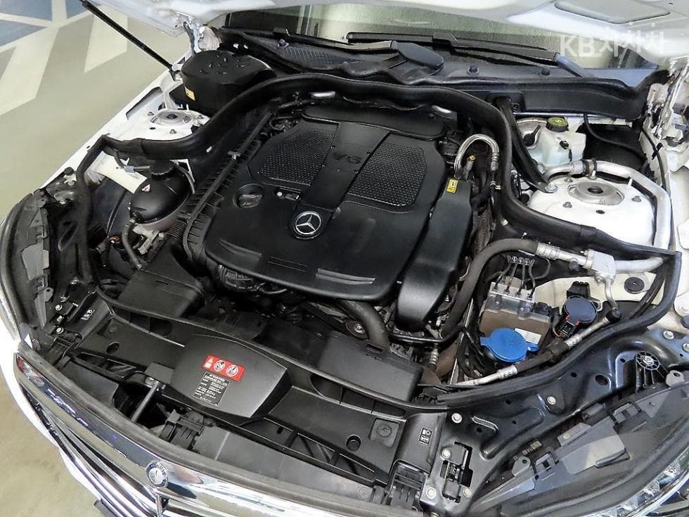 Mercedes-Benz Нов E-КласE300 엘레강스 W212 - 19