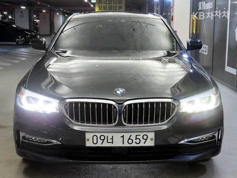 BMW 올Нов5 Серия (G30)520i Luxury - 2