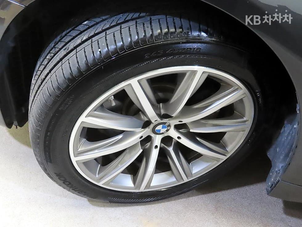 BMW 올Нов5 Серия (G30)520i Luxury - 20