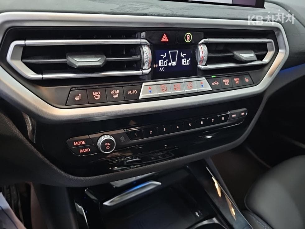 BMW iX3(G08)iX3 M Sport Package - 10