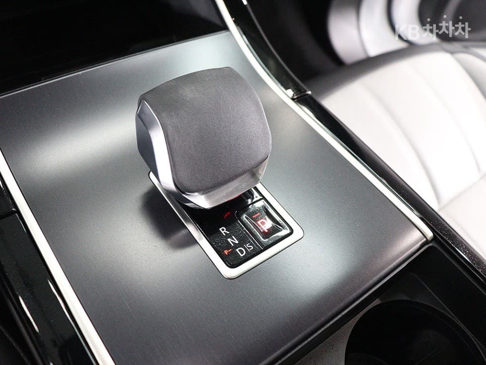 Land Rover Нов Range Rover Евок2.0 P250 Dynamic SE - 19