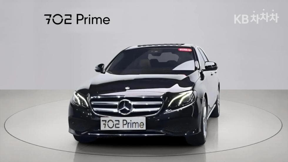 Mercedes-Benz E-Клас (W213) E200 Avantgarde - Image 1