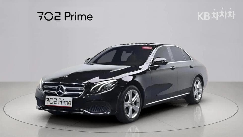 Mercedes-Benz E-Клас (W213)E200 Avantgarde - 3