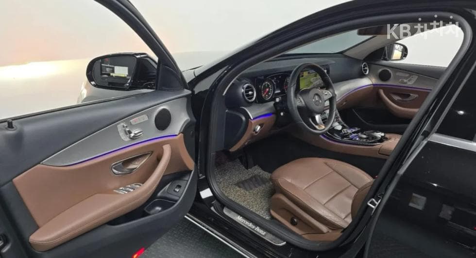 Mercedes-Benz E-Клас (W213)E200 Avantgarde - 12