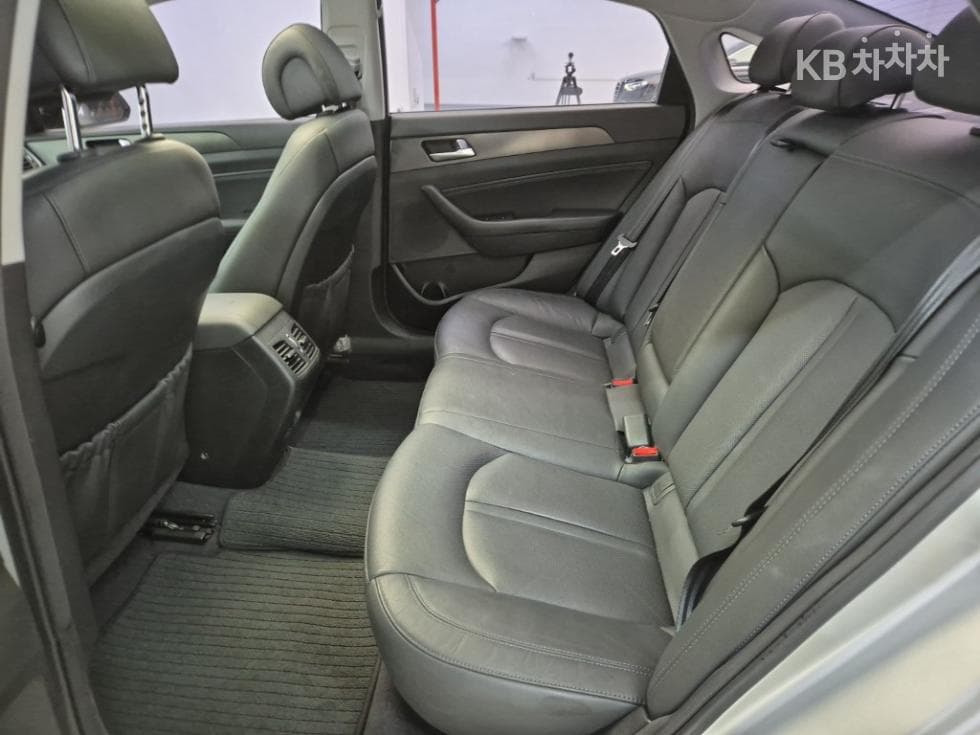 Хюндай Соната LF2.4 Exclusive - 12