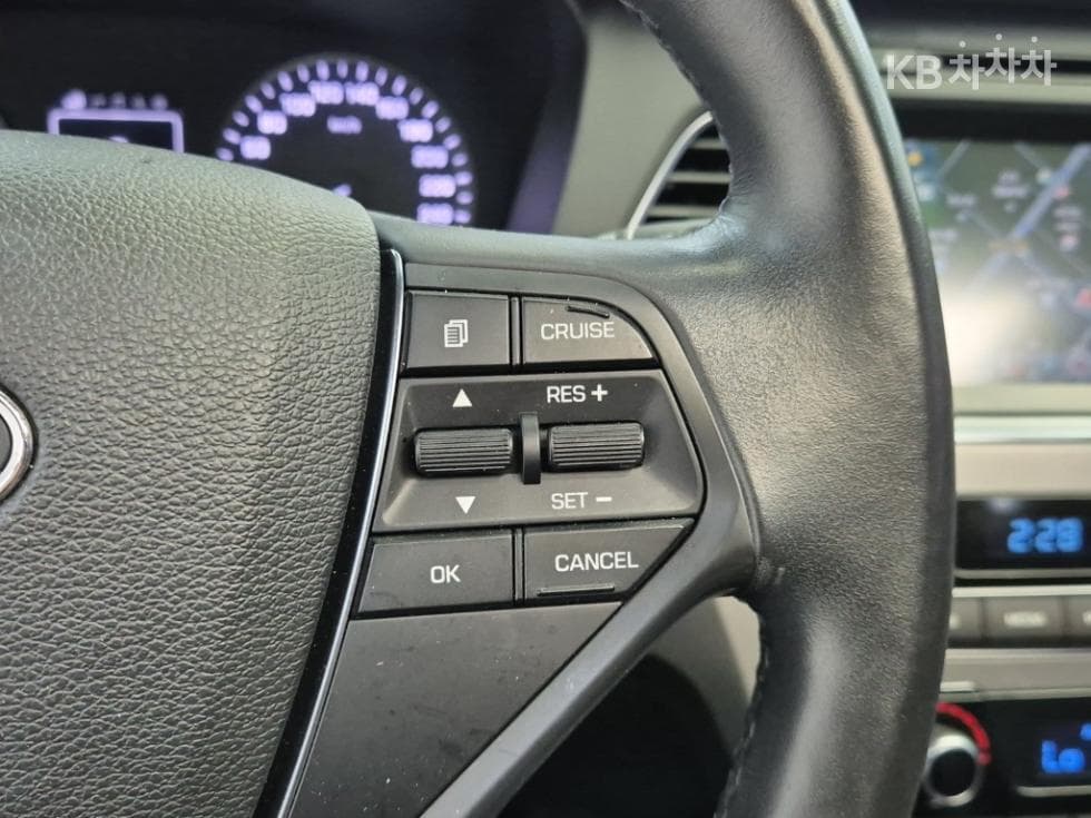 Хюндай Соната LF2.4 Exclusive - 16
