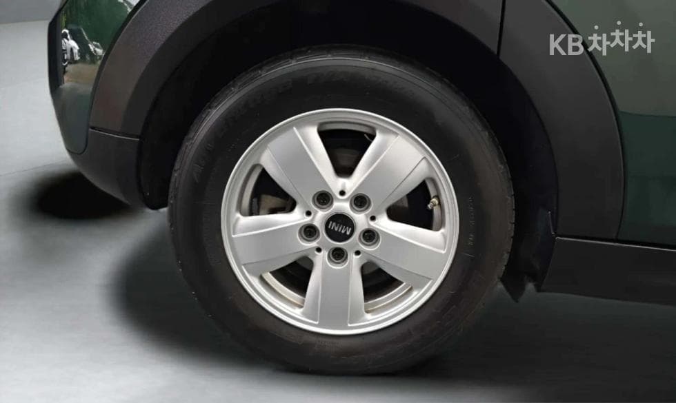 Мини Cooper 5-врати1.5 Стандартен - 30
