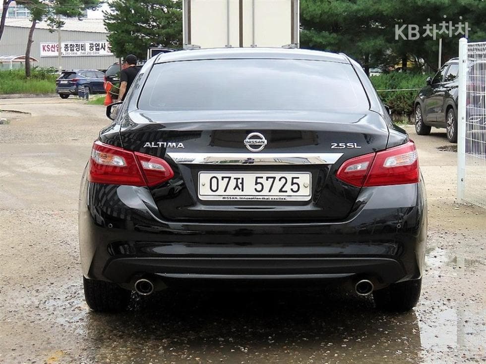 Нисан 알티마2.5 Smart CVT (Безстепенна) - 4