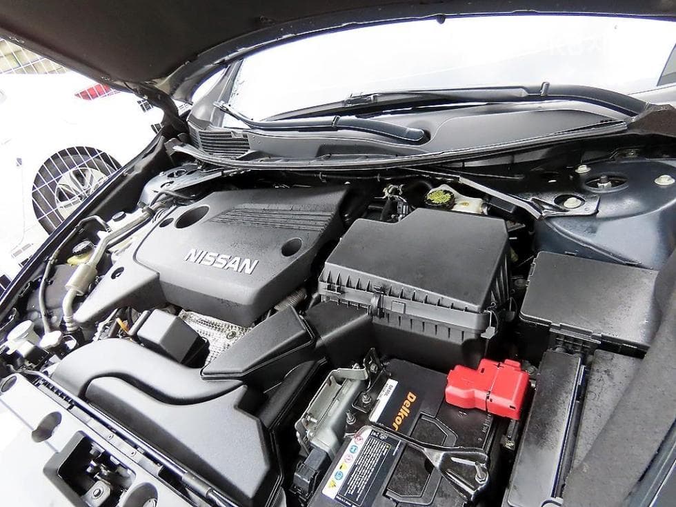 Нисан 알티마2.5 Smart CVT (Безстепенна) - 18