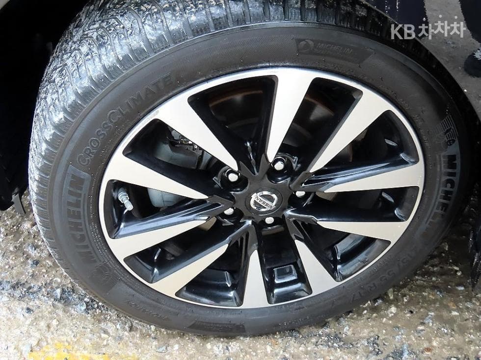Нисан 알티마2.5 Smart CVT (Безстепенна) - 19