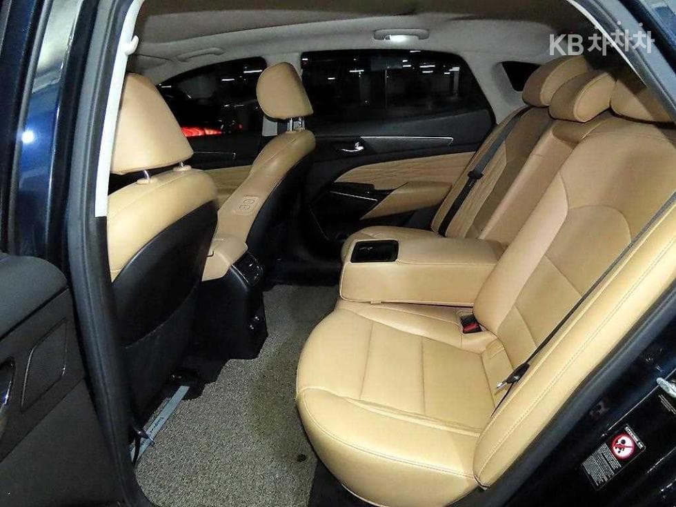 Киа K7 Premiere2.5 GDi X 에디션 - 7