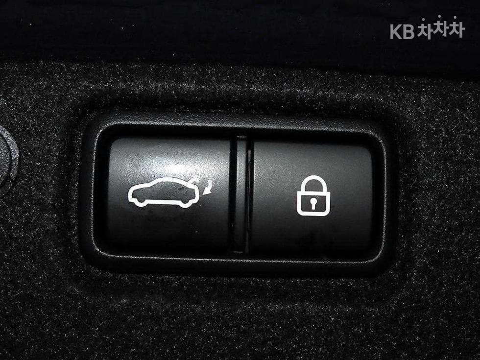 Киа K7 Premiere2.5 GDi X 에디션 - 17