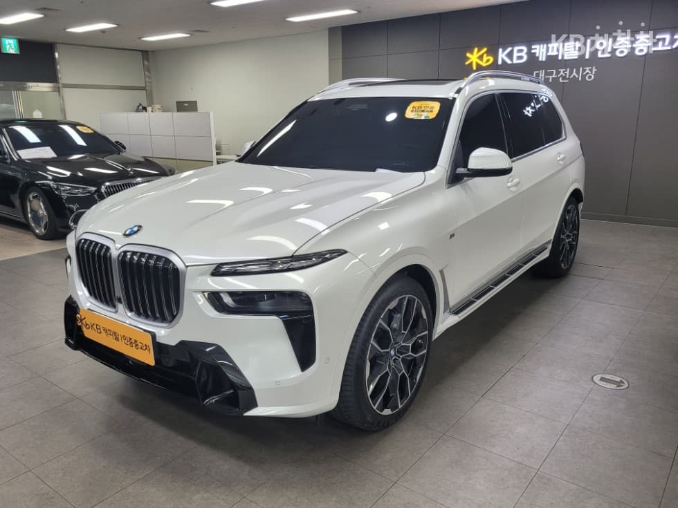 BMW X7(G07)xDrive 40i M Sport - 2