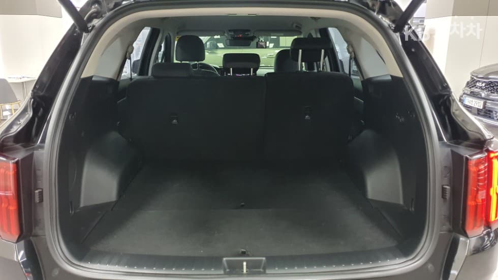 Киа Sorento 4-то поколение2.2 Дизел 4x4 Signature Gravity - 22