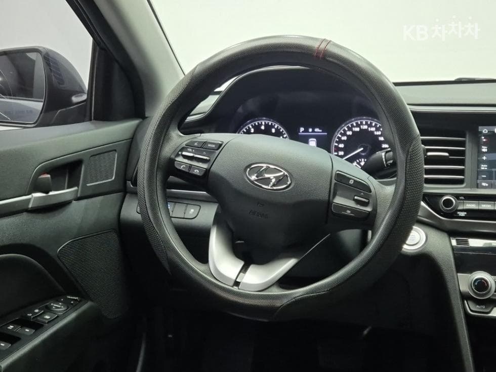 Хюндай The New (фейслифт) Avante (Elantra) ADSmartstream G1.6 Стил - 8