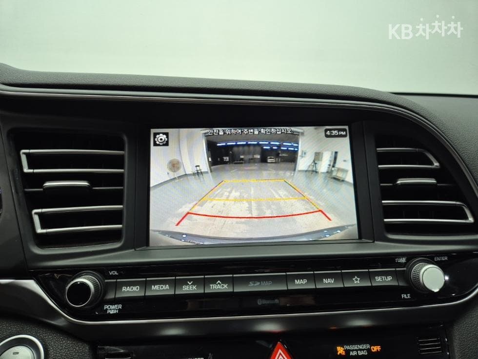 Хюндай The New (фейслифт) Avante (Elantra) ADSmartstream G1.6 Стил - 13