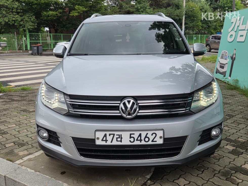 Volkswagen Нов Tiguan2.0 Турбо Дизел Инжекция 컴포트 5N - 3