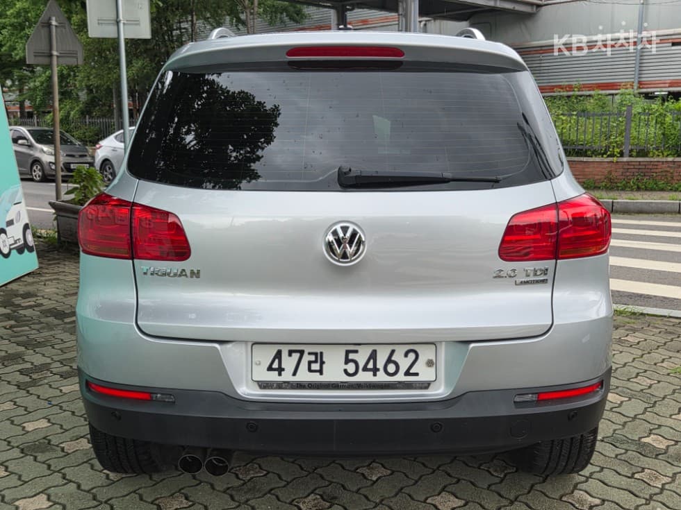 Volkswagen Нов Tiguan2.0 Турбо Дизел Инжекция 컴포트 5N - 4