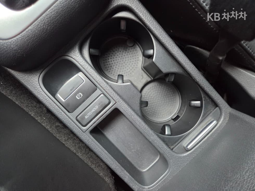 Volkswagen Нов Tiguan2.0 Турбо Дизел Инжекция 컴포트 5N - 15