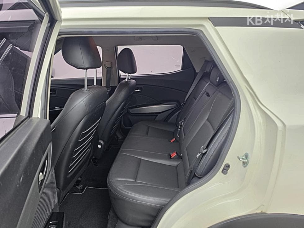 КейДжи Мобилити Very New (фацелит/обновяване) ТиволиБензин V3 2WD Стандартен - 12