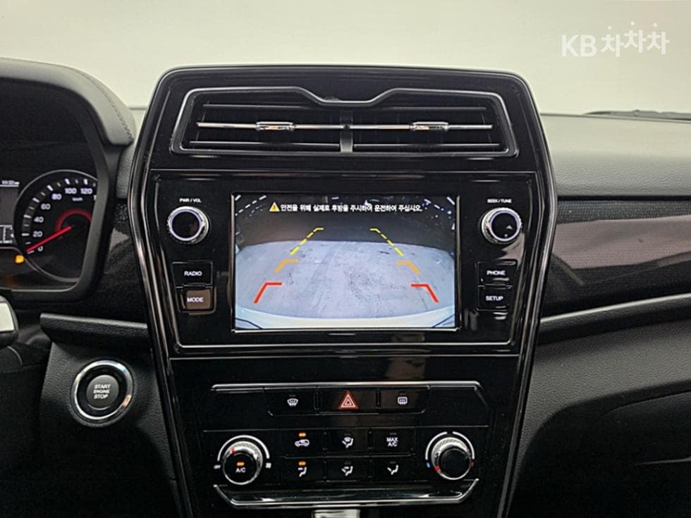 КейДжи Мобилити Very New (фацелит/обновяване) ТиволиБензин V3 2WD Стандартен - 19