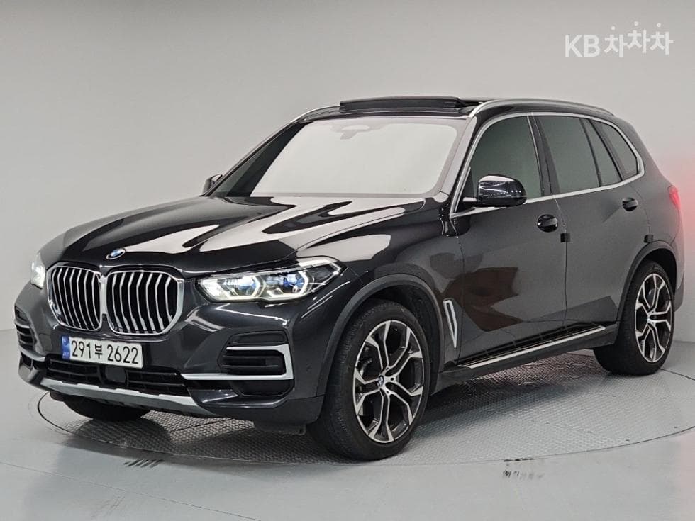 BMW X5 (G05) xDrive 40i xLine - Image 1