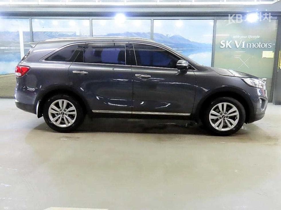 Киа All NewSorentoДизел 2.0 2WD Престиж - 3