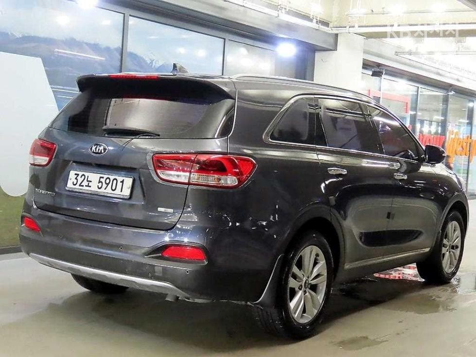 Киа All NewSorentoДизел 2.0 2WD Престиж - 4