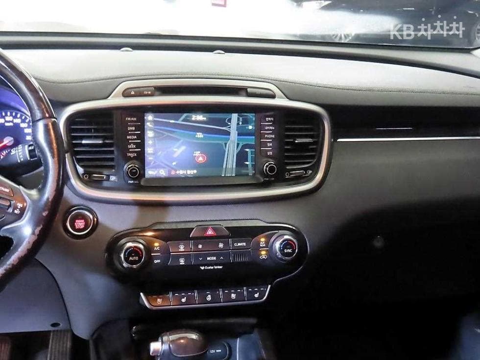 Киа All NewSorentoДизел 2.0 2WD Престиж - 11