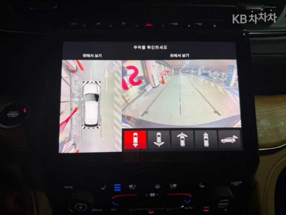 지프 그랜드 체로키(WL)3.6 Бензин L Summit Reserve - 11