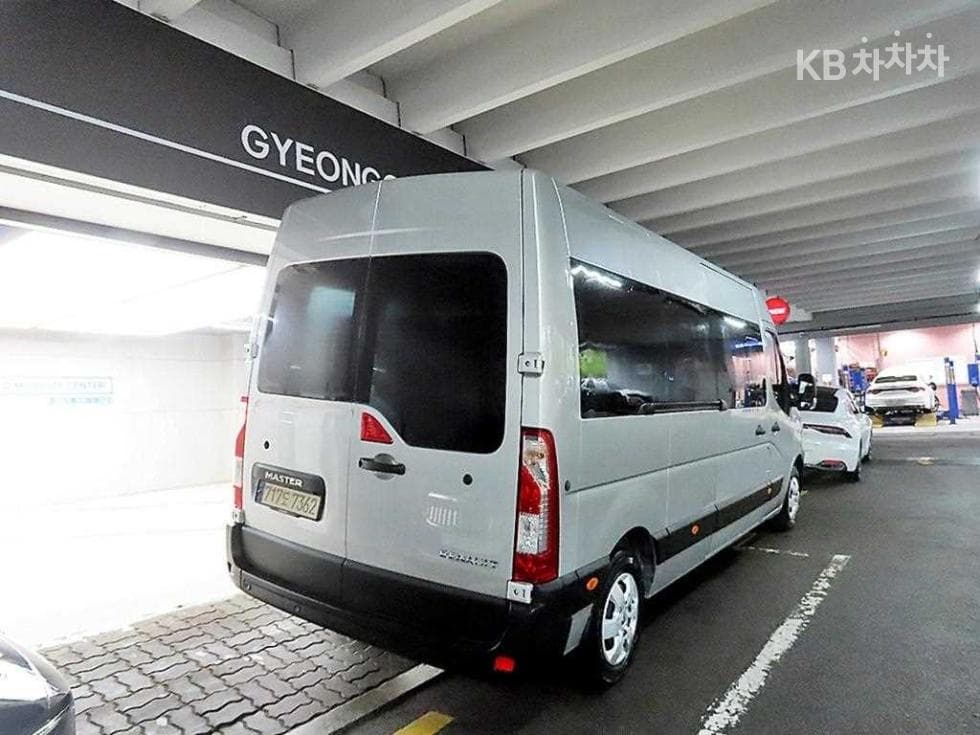 Renault Korea 마스터 버스15-seater Standard - 4