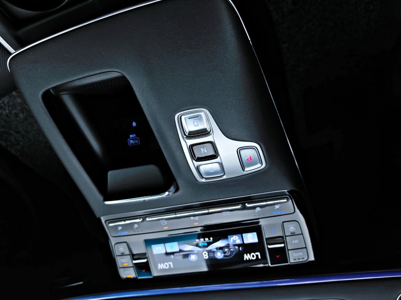 Хюндай The New (фейслифт) Grandeur (Azera)2.5 Le Blanc - 9