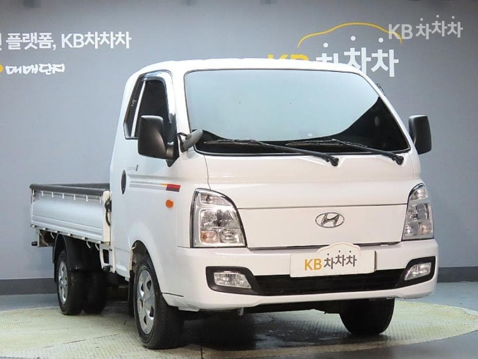 Hyundai Porter 2Extra Long Super Cab CRDi Smart - 3