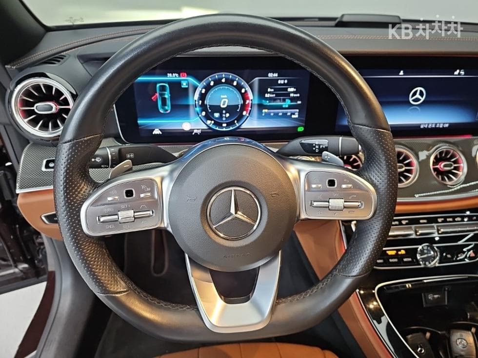 Mercedes-Benz E-Class (W213)E450 4MATIC Carbriolet Standard - 9