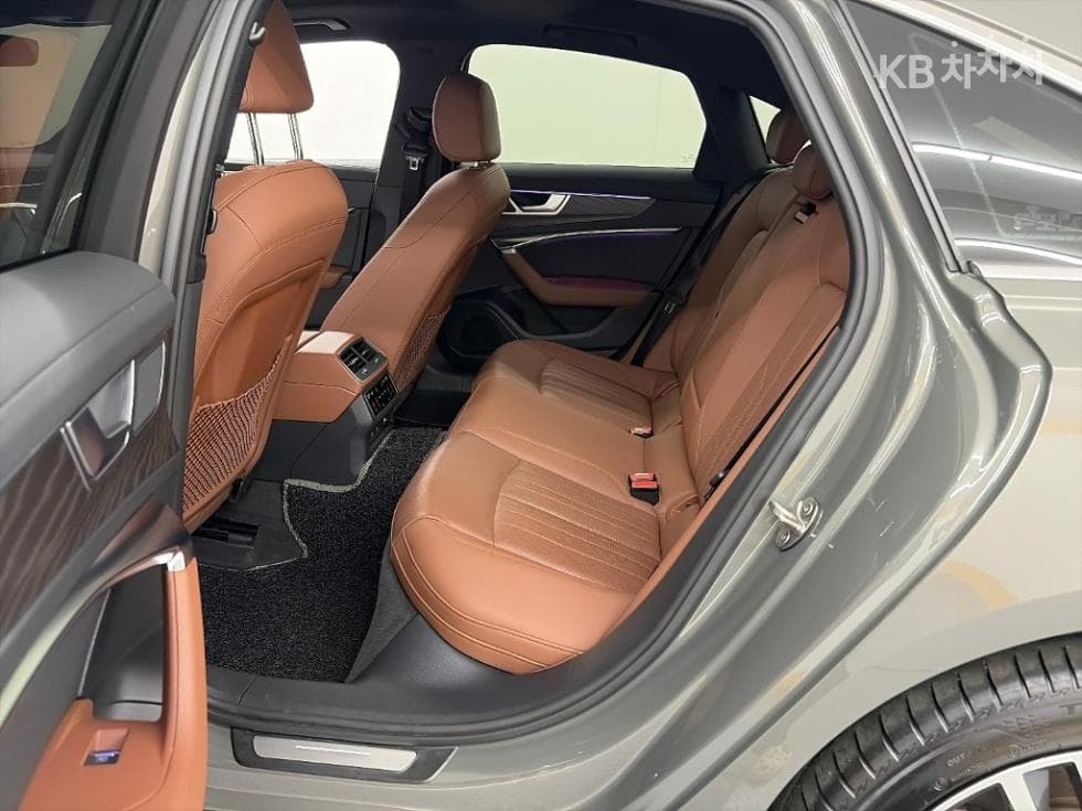 Audi A6(C8)40 Turbo Diesel Injection Premium - 12