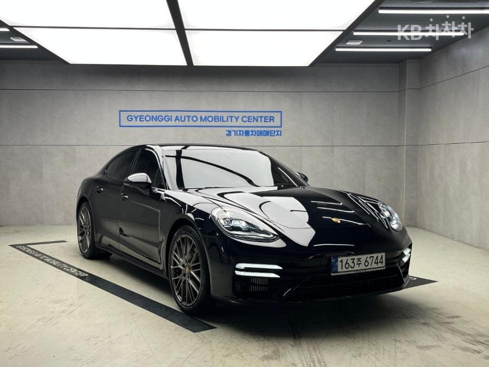Porsche 파나메라 (971) 2.9 4 Platinum Edition - Image 1