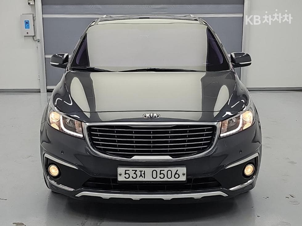 Киа All New Канивал9-местен 2.2 Дизел Престиж - 2