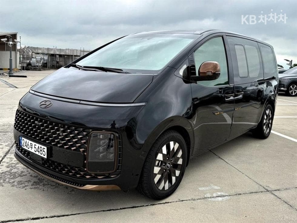 Hyundai Staria Lounge2.2 Lounge 9 Inspiration - 2