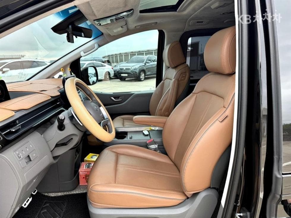 Hyundai Staria Lounge2.2 Lounge 9 Inspiration - 7