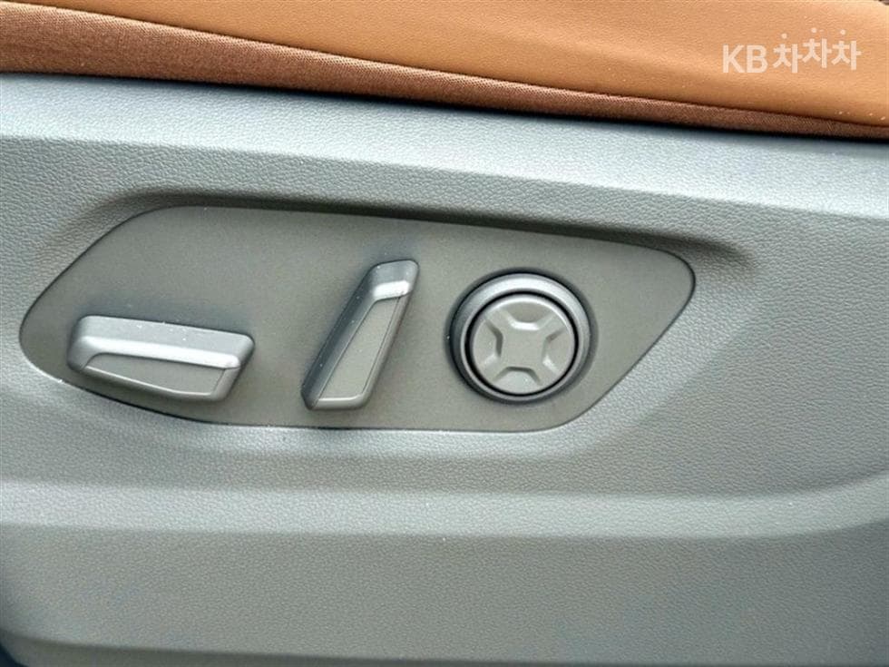 Hyundai Staria Lounge2.2 Lounge 9 Inspiration - 16