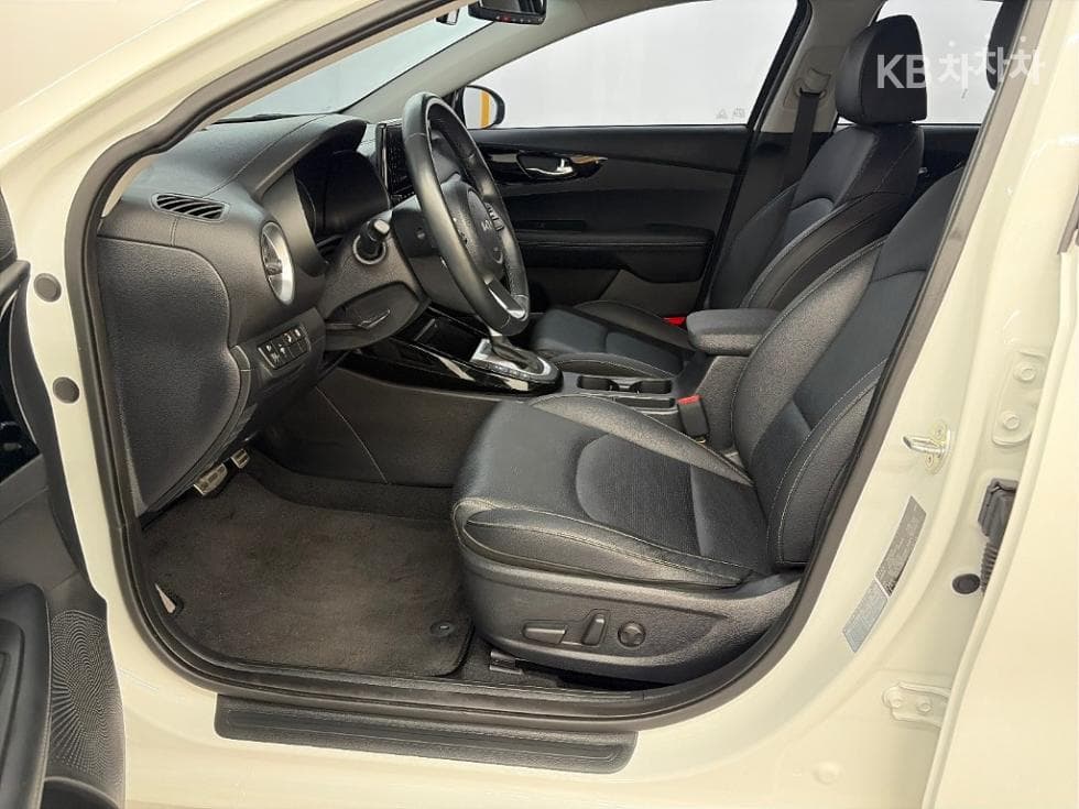 Kia The New (facelift) K3(BD)1.6 Gasoline Prestige - 11
