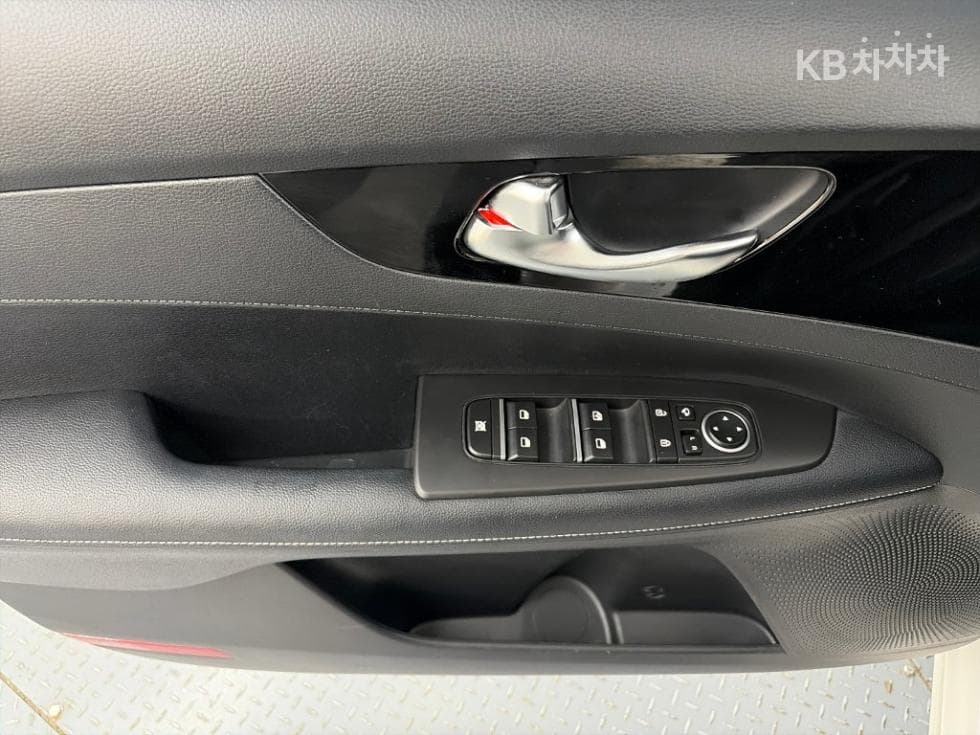 Kia The New (facelift) K3(BD)1.6 Gasoline Prestige - 17