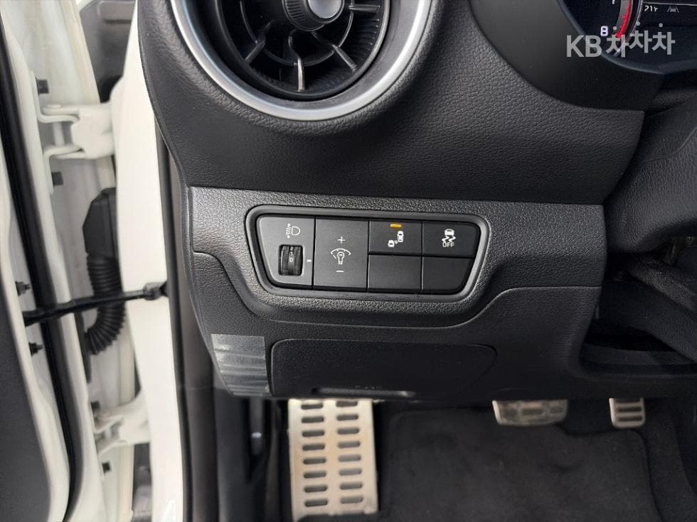 Kia The New (facelift) K3(BD)1.6 Gasoline Prestige - 18