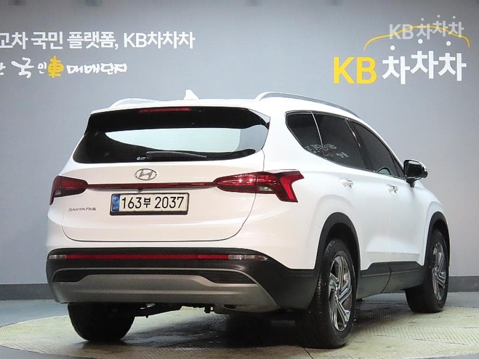 Hyundai The New (facelift) Santa Fe TMGasoline 2.5T 2WD Prestige - 2
