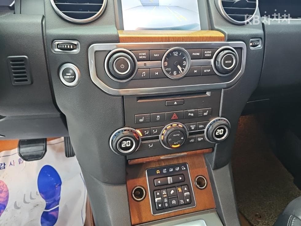 Land Rover 디스커버리43.0 SDV6 SE - 10