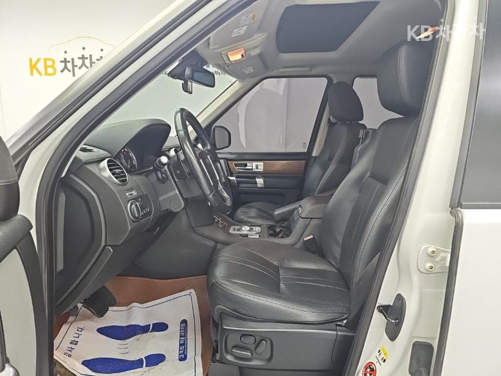 Land Rover 디스커버리43.0 SDV6 SE - 11