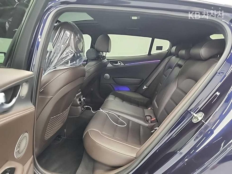 Киа Stinger3.3 Турбо 4x4 GT - 12