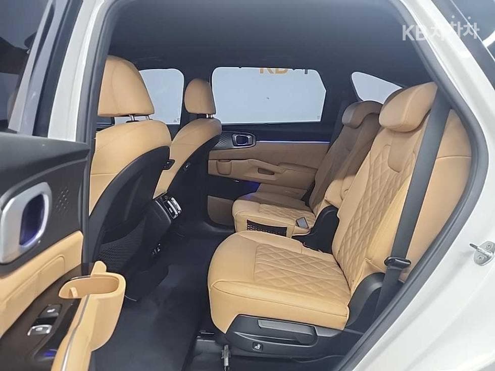 Киа Sorento 4-то поколение2.2 Дизел 4x4 Signature - 12